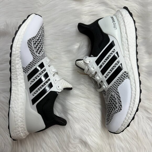 Adidas Ultra Boost 1.0 Cloud White Core Black Mens Running IH4924 NEW Multi Sz - Picture 4 of 4